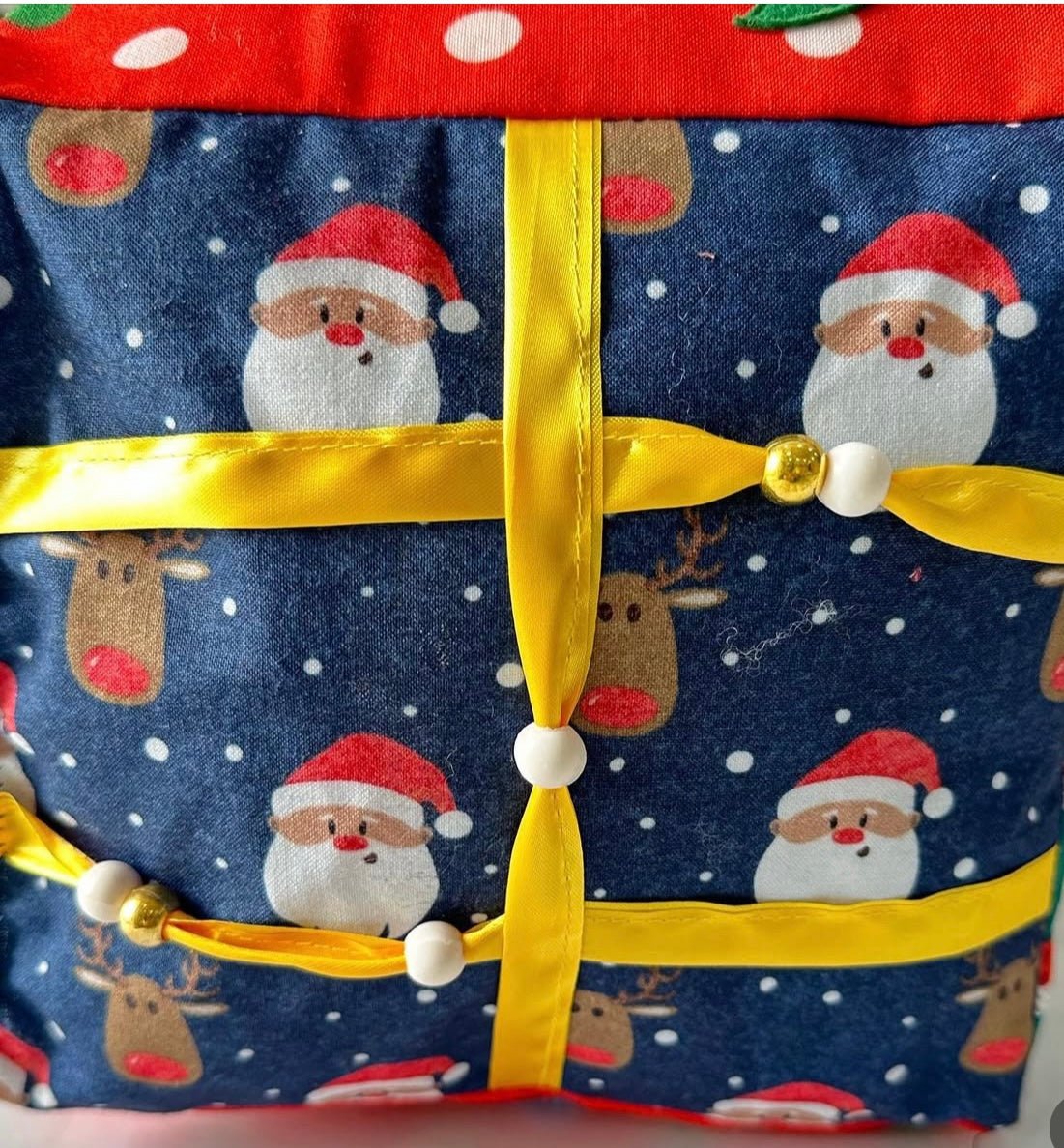 Christmas Activity Cube for Toddlers – Montessori Sensory Toy | Festive Holiday Learning Cube for Kids - yarnandyawn