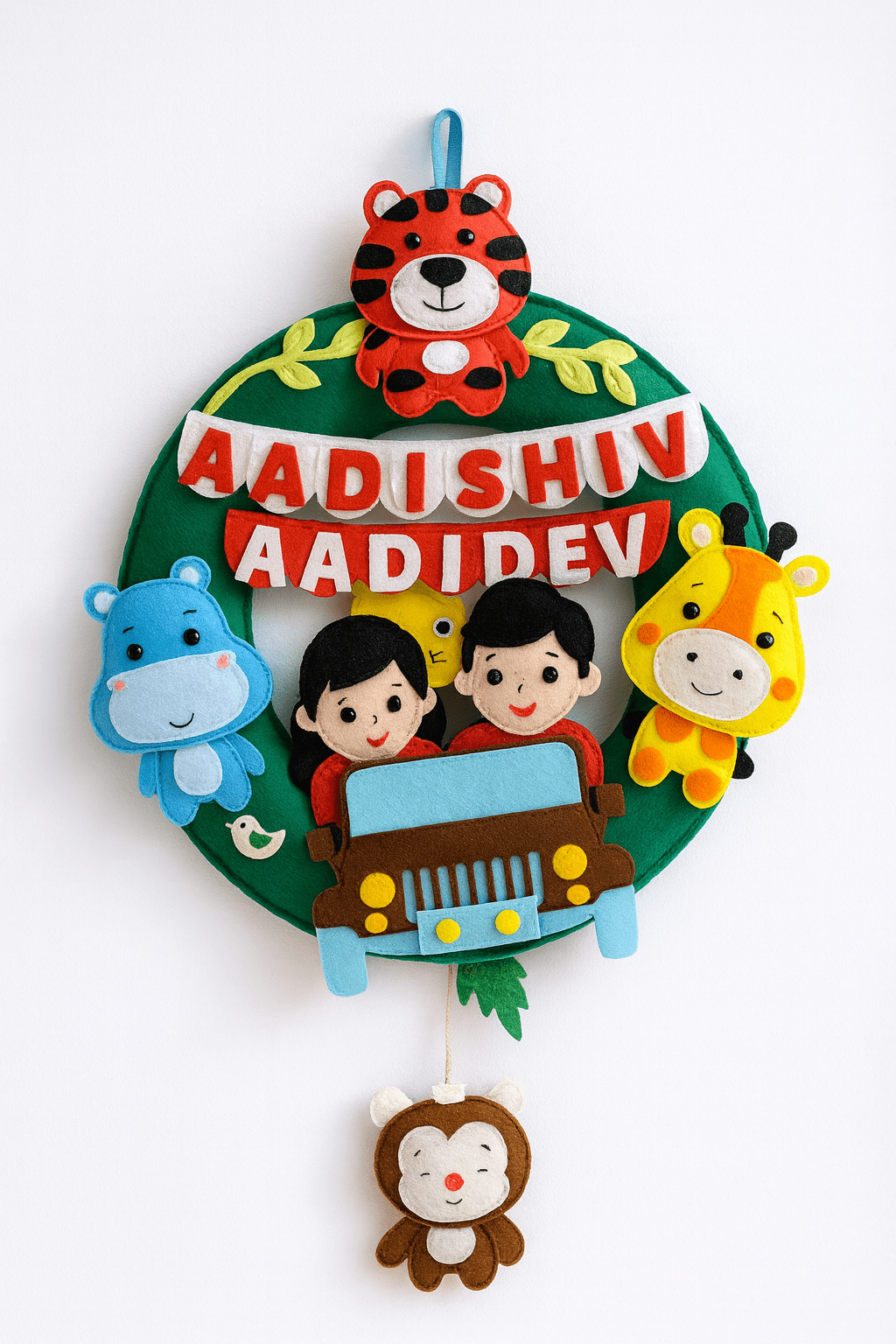 Felt jungle safari wreath - wall hanging - nursery decor - yarnandyawn