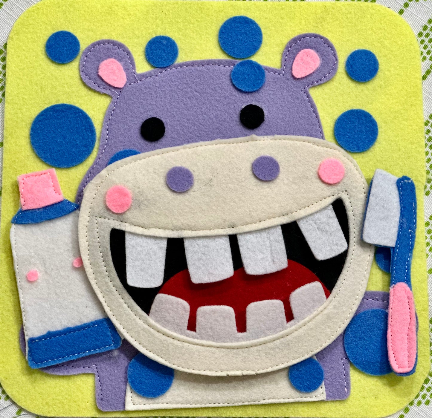 Animal Quiet Book (9 pages ) 8 inch *8 inch - yarnandyawn